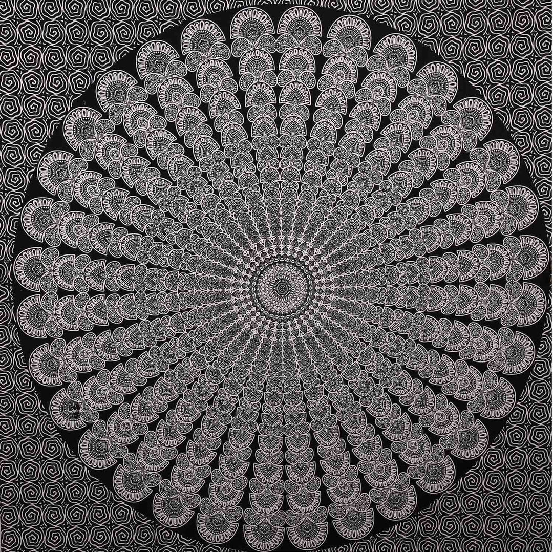 Mandala Amba bedspread 140