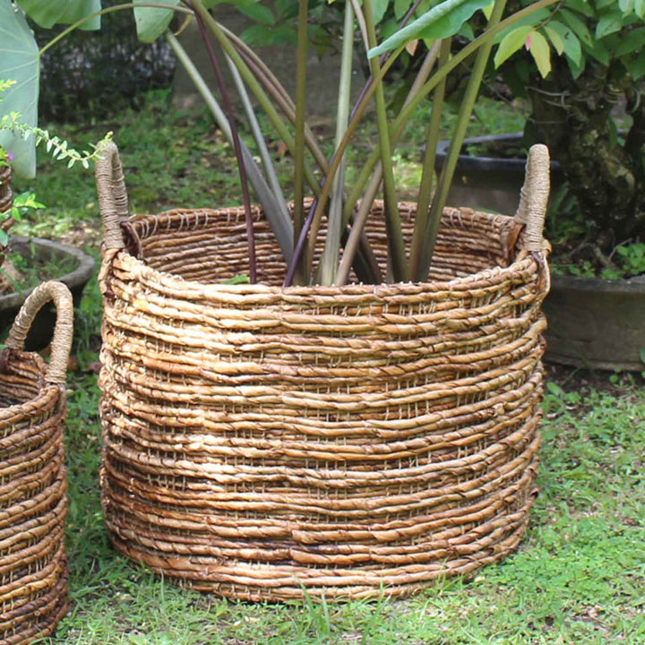 Vina wicker basket