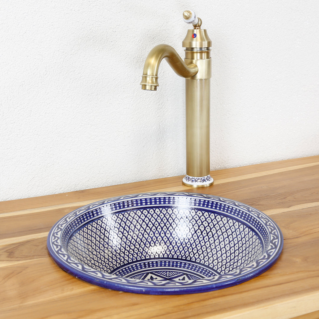 Countertop sink for guest bathroom