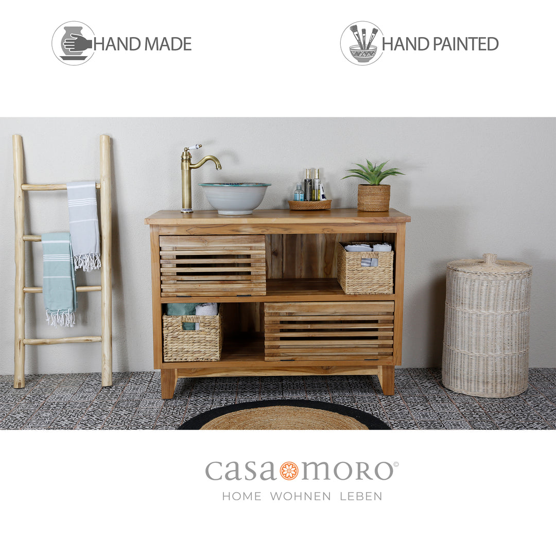 Ceramic sink for the bathroom