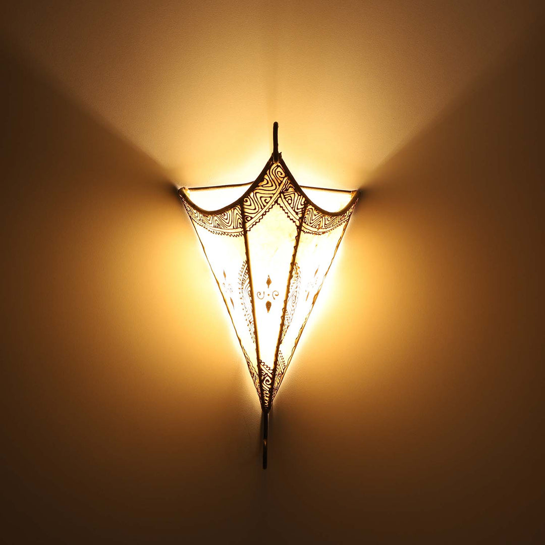 Moroccan leather wall lamp Mouna