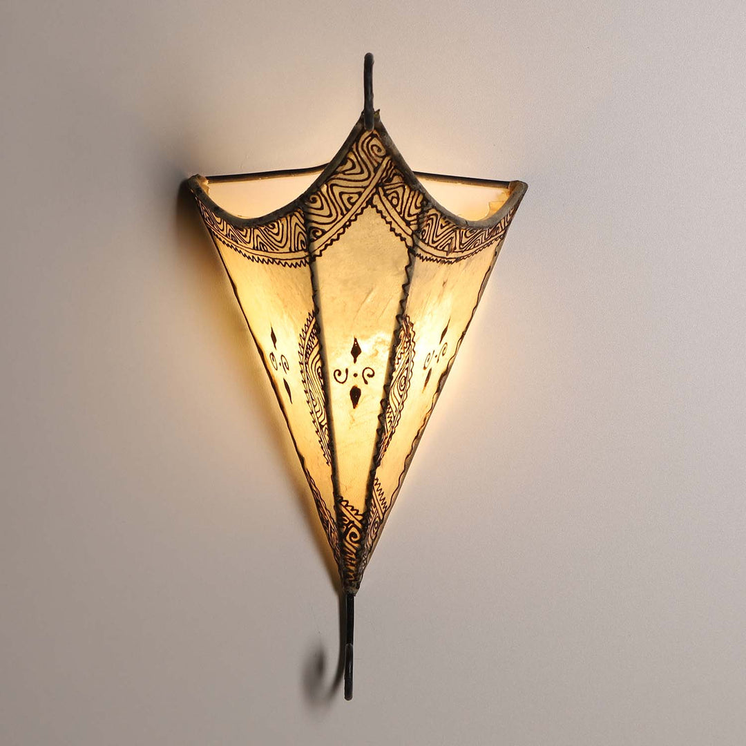 Moroccan leather wall lamp Mouna