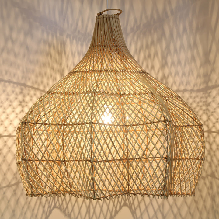 Manohara rattan lamp