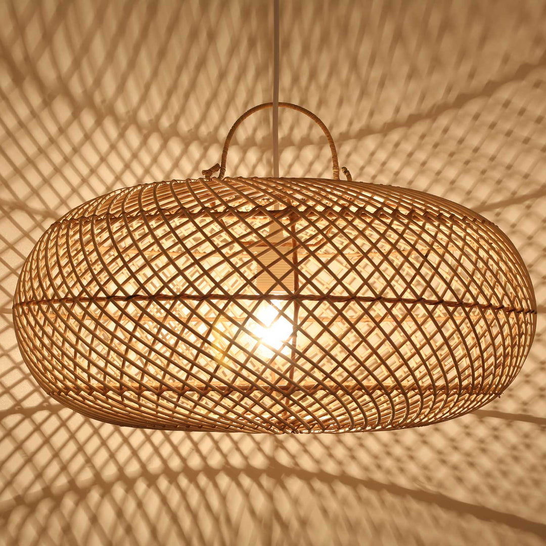 Esra rattan lamp