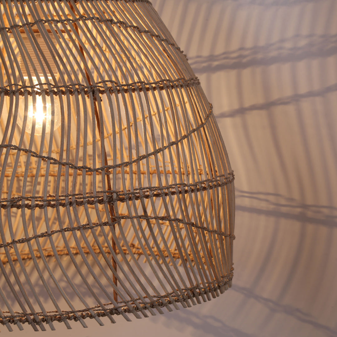 Nora rattan lamp