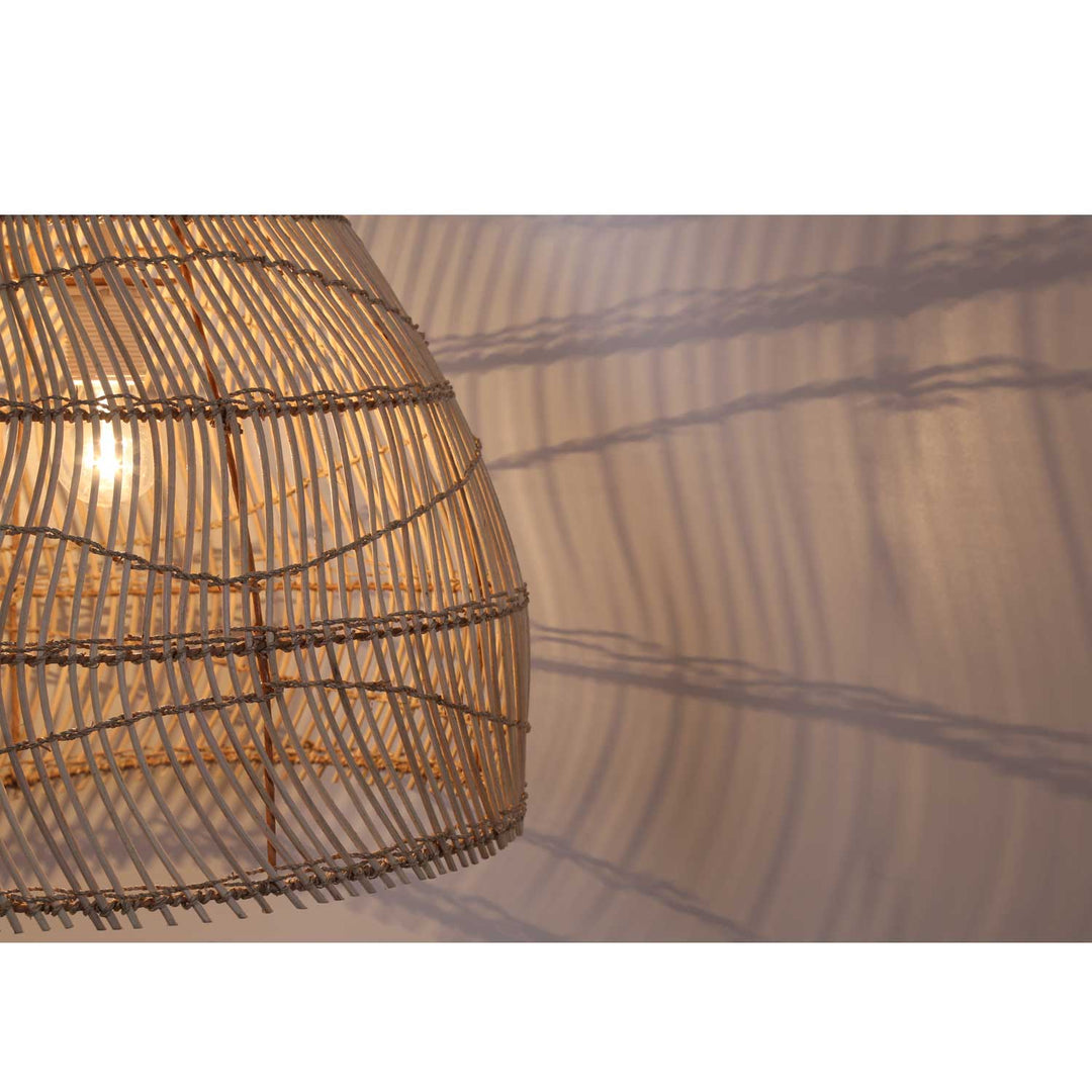 Nora rattan lamp