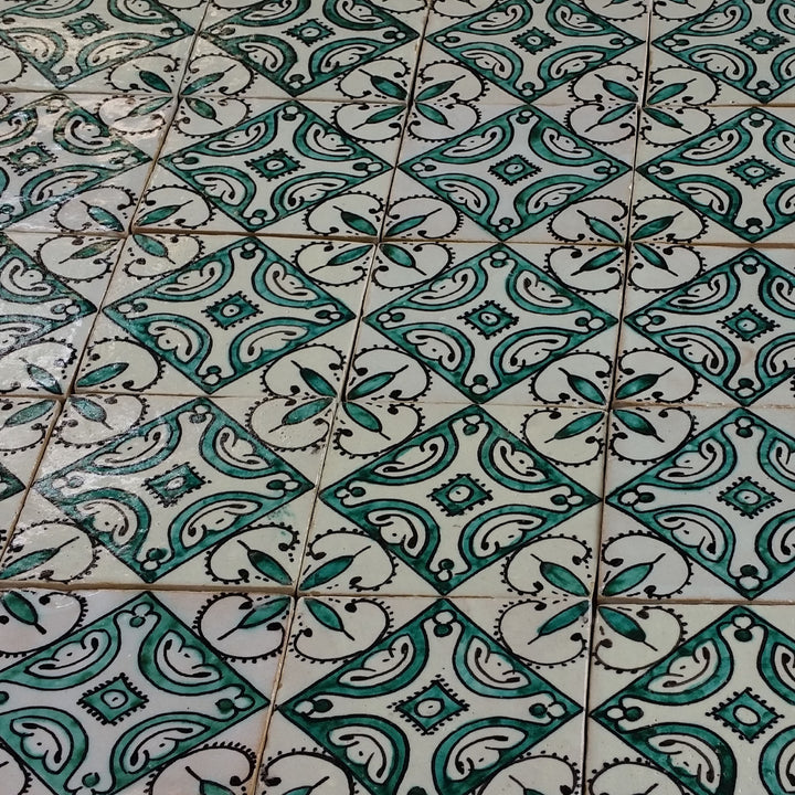 Hand-painted tile – boho ornamentation