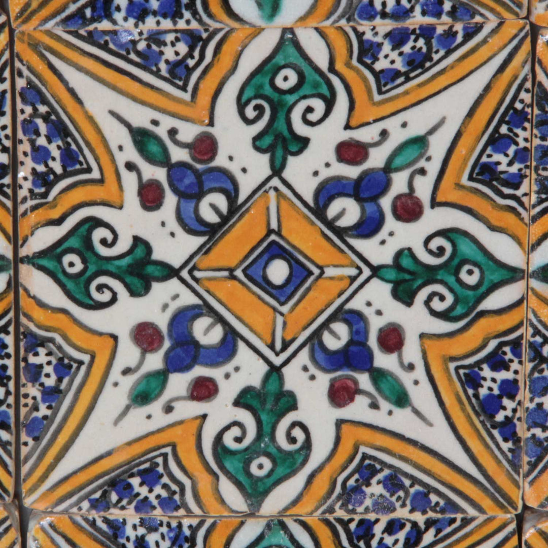 Hand painted tile – Marrakech ornamentation