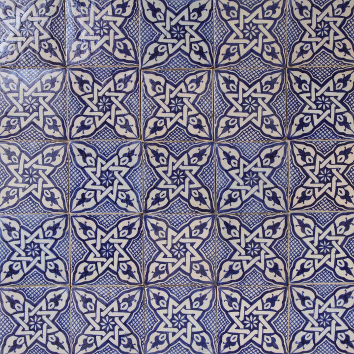 Hand painted tile – Moroccan Riad style
