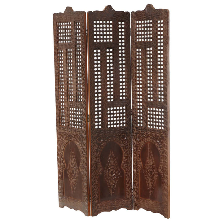 Wooden screen menara