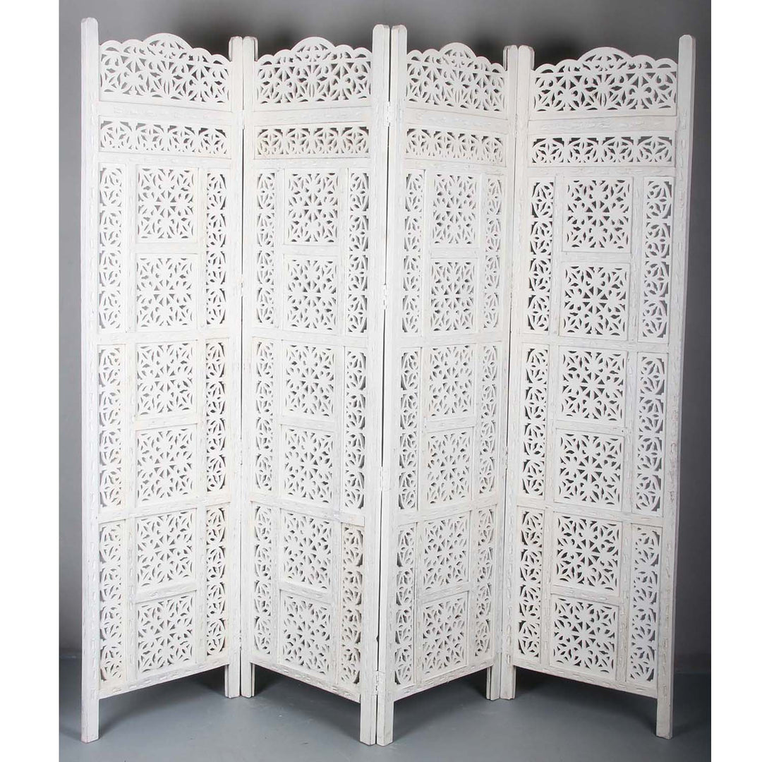 Indian wood screen Elyes