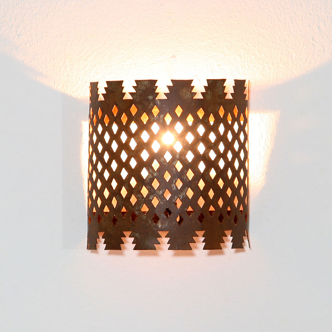 Oriental Iron Wall Lamp EWL09