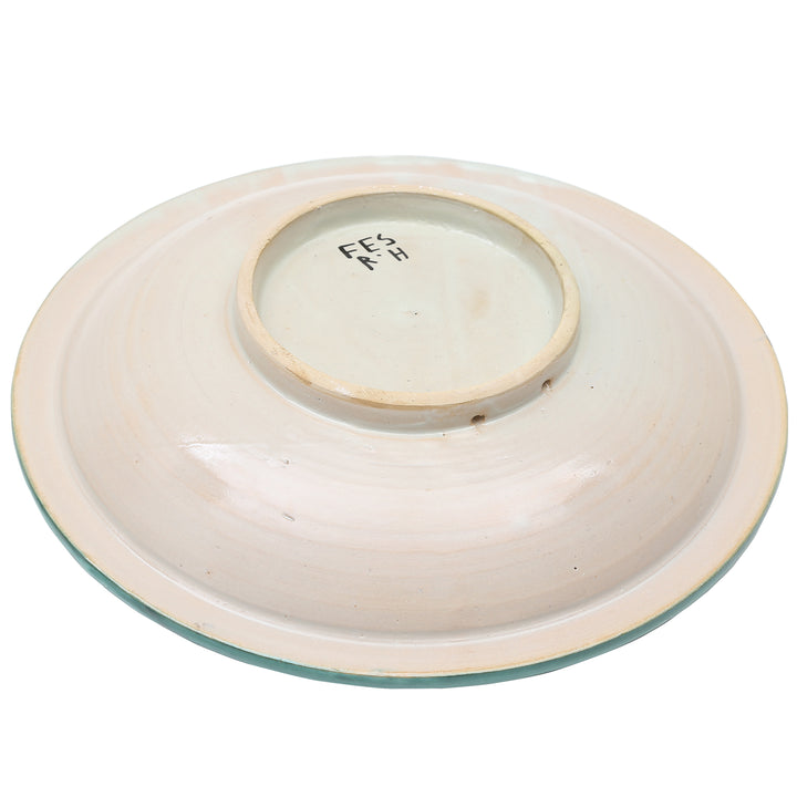 Bottom of the hand-crafted ceramic bowl from Fès with a round base ring