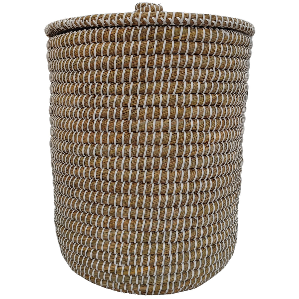 Round natural/white seagrass laundry basket with closed lid and woven knob, approximately 40 litres.